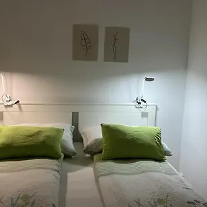 Best Rated Central - Ac, Wifi, 24h7days Self Check-in, Board Games, Netflix Vienna